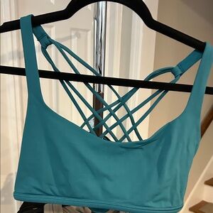 Lululemon size 10 EUC Strappy Blue Bralette